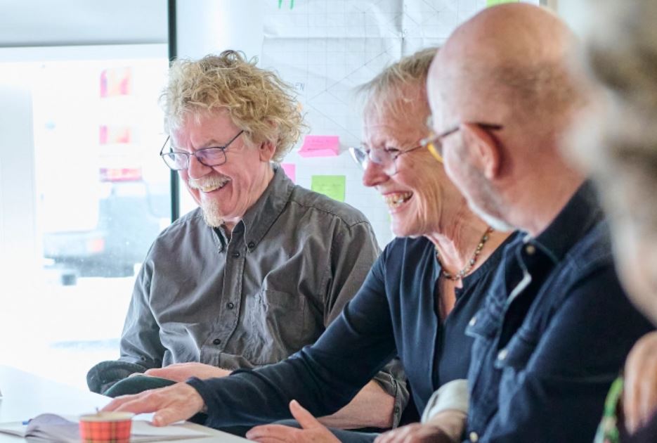 Gespreksgroep voor thuiswonende senioren in Amsterdam Centrum West, De Piramide